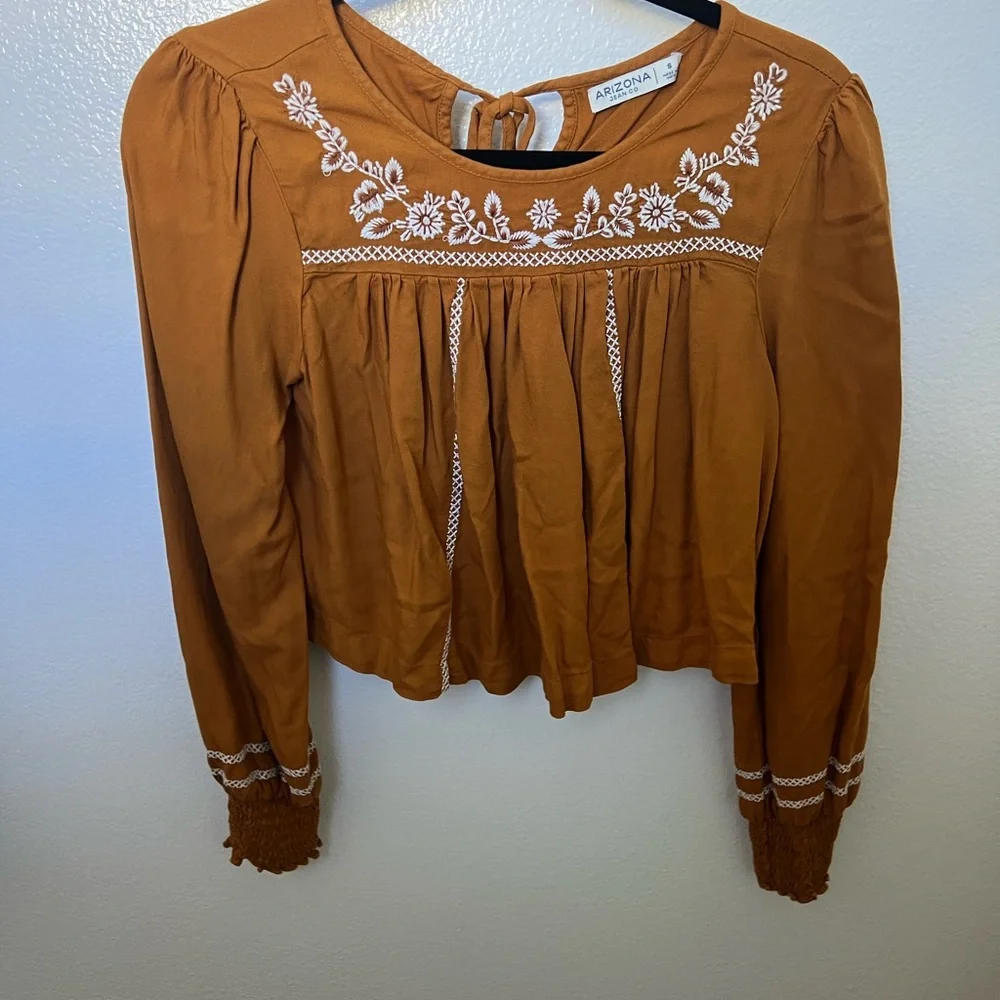 Arizona Jean Company Women's Rust Embroidered Blouse